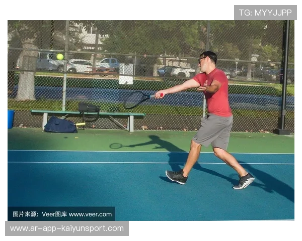 网球混合双打出现“反向站位”战术，战术书被刷新