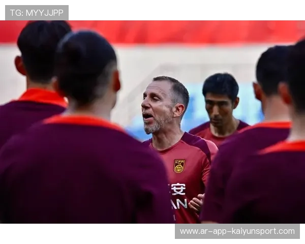 中国足球队战前集训策略与经验分享,国足赛前训练 中国足球队战前集训策略与经验分享,国足赛前训练