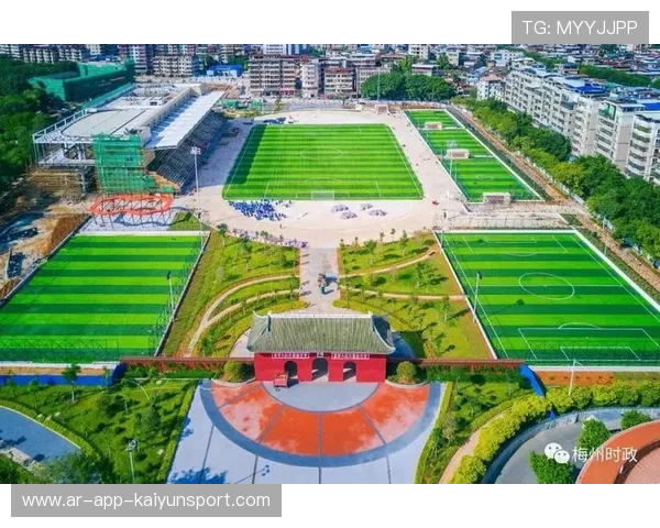 足球场馆临时承包商资质审查与合格名单公开,足球场项目施工单位资质